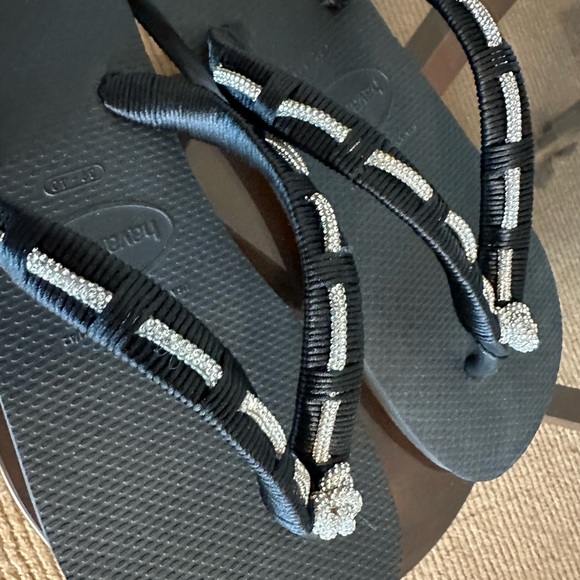 Sandals - Picture 3 of 5